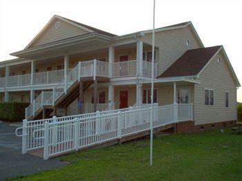 Shore Stay Suites Cape Charles Exterior photo