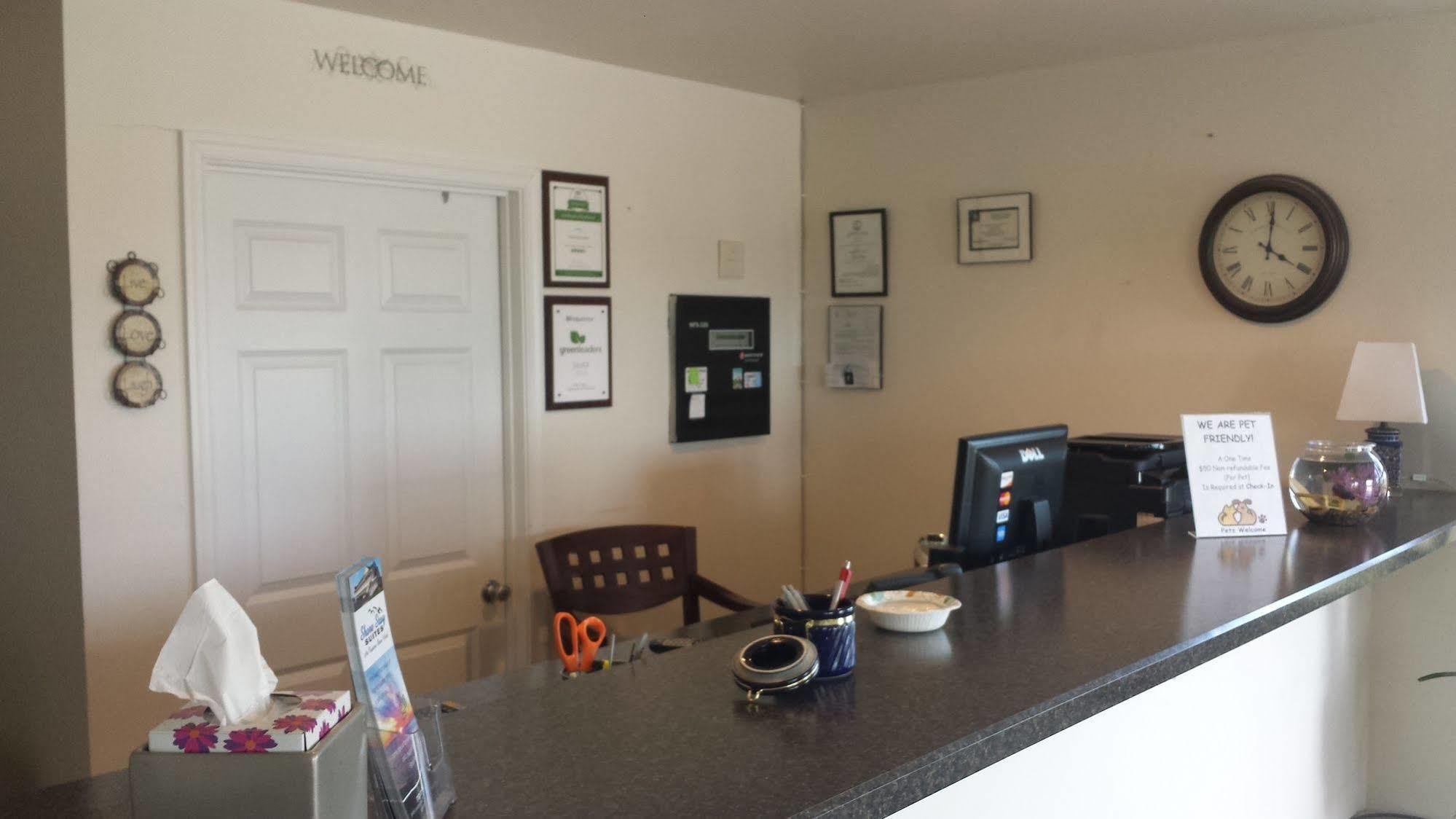 Shore Stay Suites Cape Charles Exterior photo